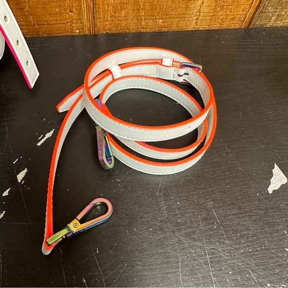 MICHAEL KORS Manhattan Medium Contrast-Trim Leather Satchel - Picture 9 of 13